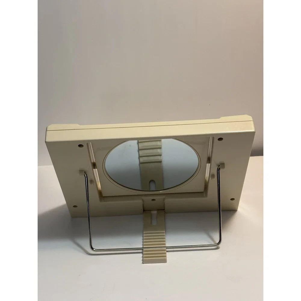 vintage makeup mirror lighted magnified